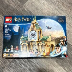 LEGO Harry Potter Hogwarts Hospital Wing Set